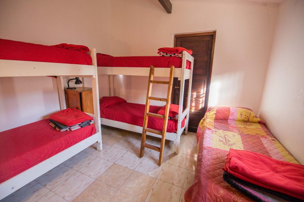 Hostel Aneley ตันตี ภายนอก รูปภาพ